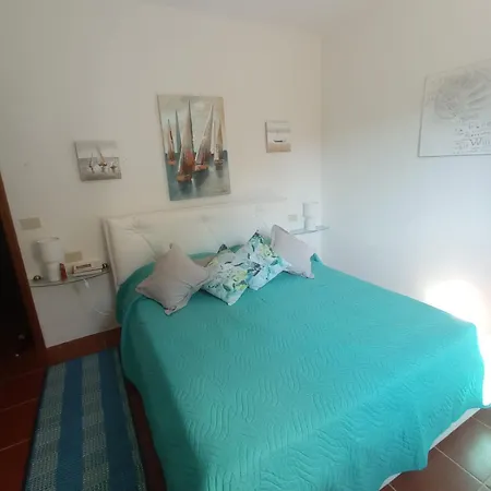 Guest house Casa Ridente Arzachena