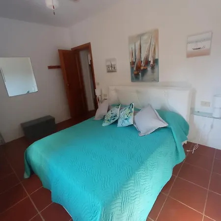 Guest house Casa Ridente Arzachena